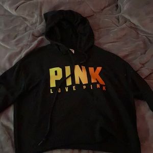 Cute black crop top sweater!